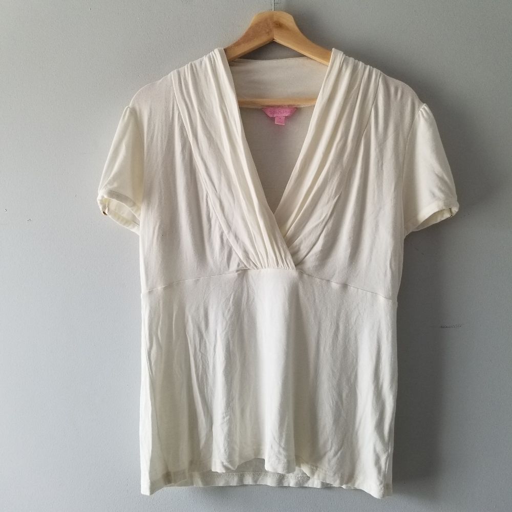 Lilly Pulitzer White Short Sleeve Soft V Neck Top
